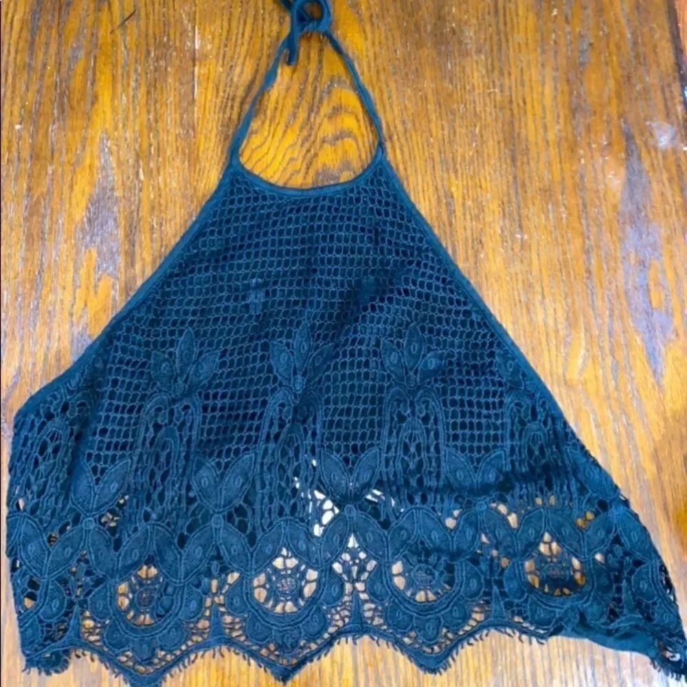 Express crochet halter crop top